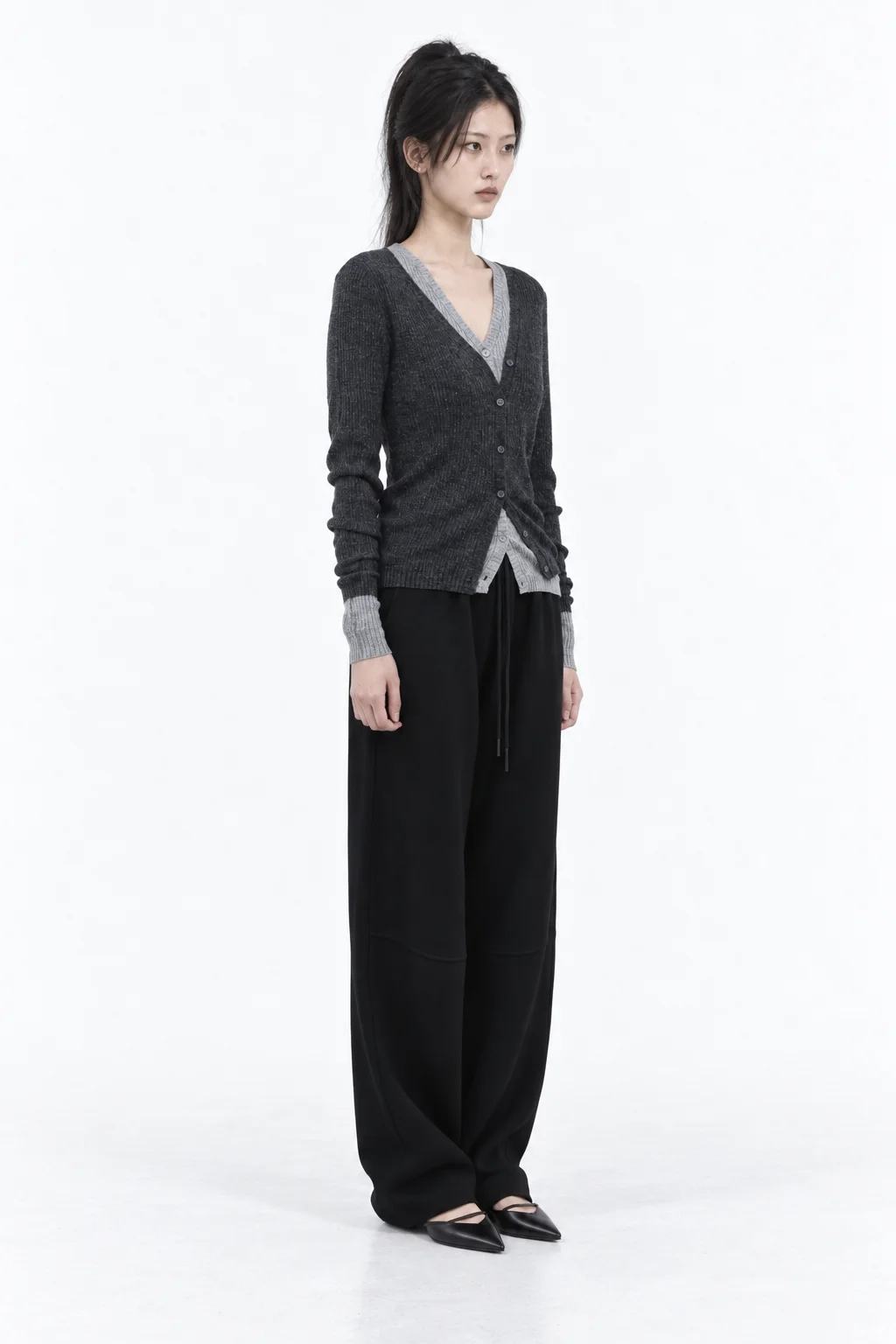 V-neck knit cardigan 착장컷