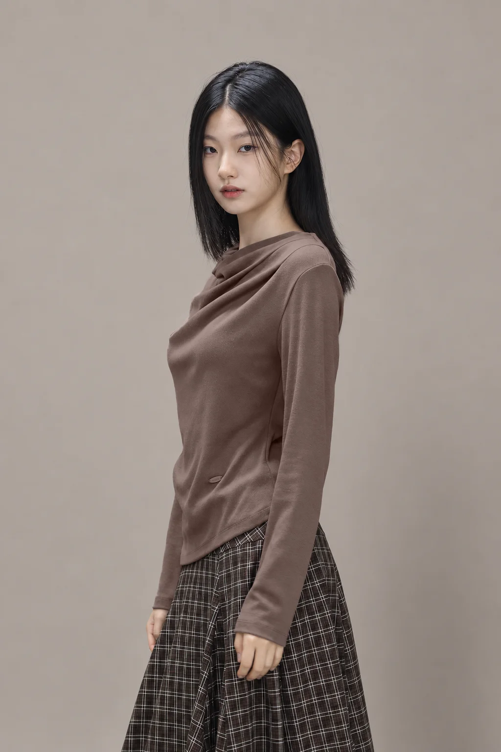 Ties draping soft T-shirts