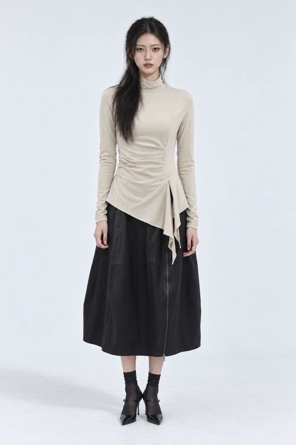 Draping slim turtleneck T-shirts 착용컷