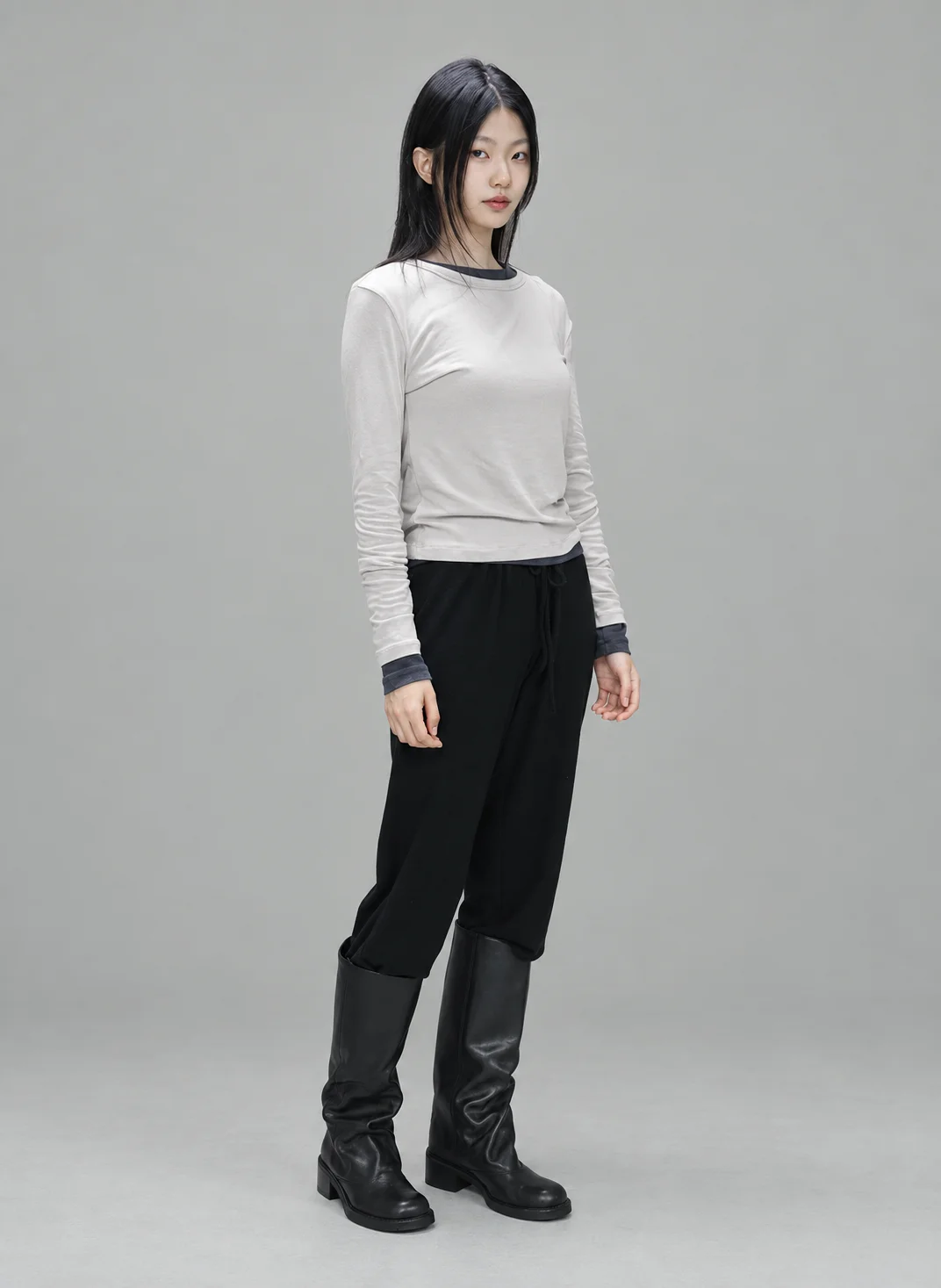 Soft basic long sleeve T-shirts 착용컷